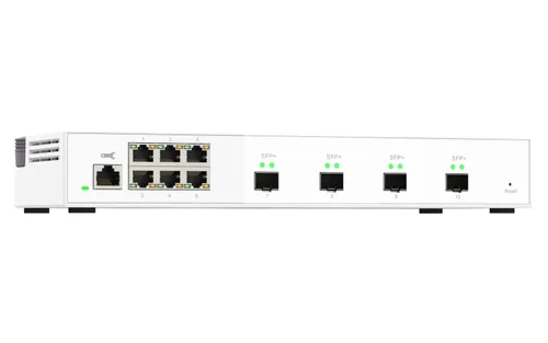 Switch gestionable web Capa 2 con 4x 10GbE SFP+ y 6x 2,5GbE para la implementación de red SMB. Uno de los pocos que admite RSTP